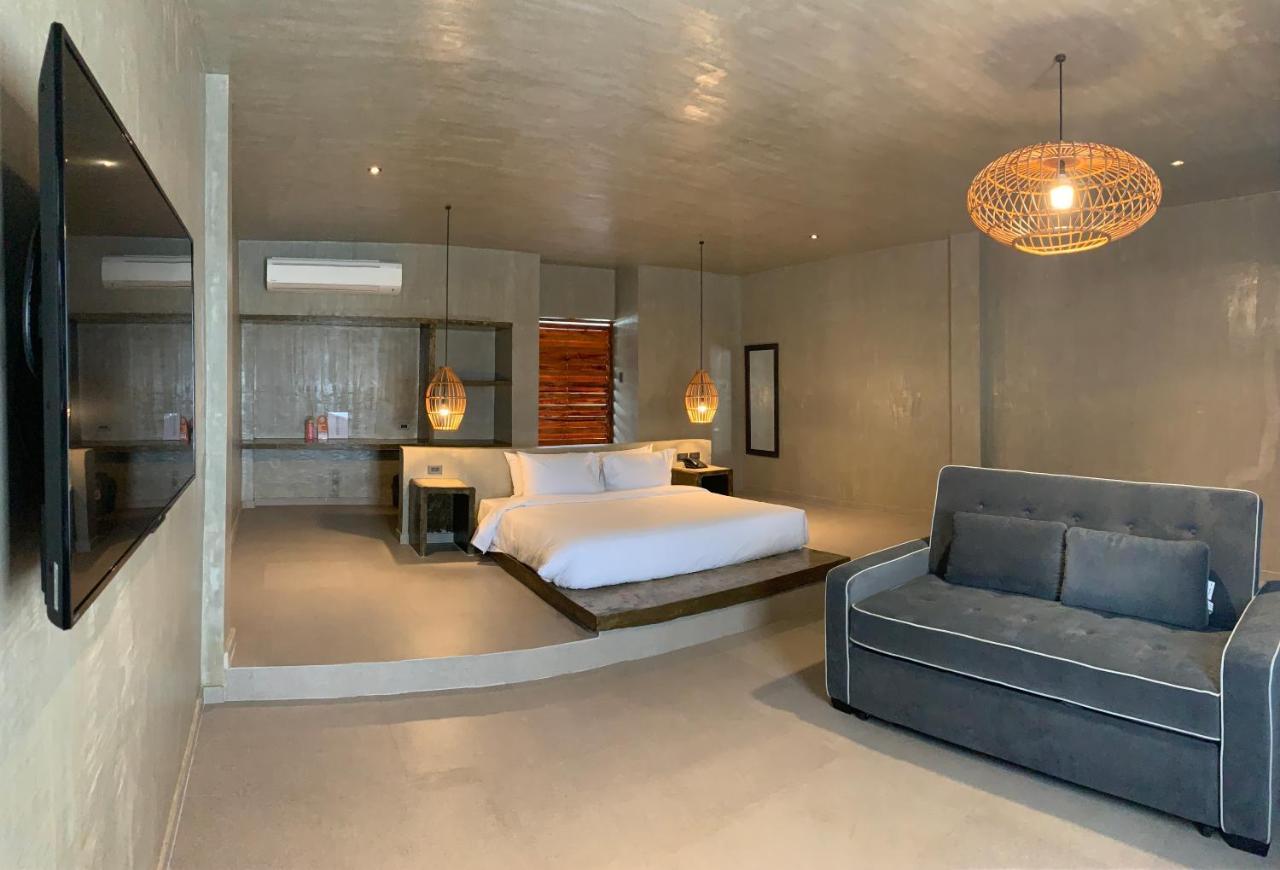 Cebu R Resort Tabuelan Bagian luar foto