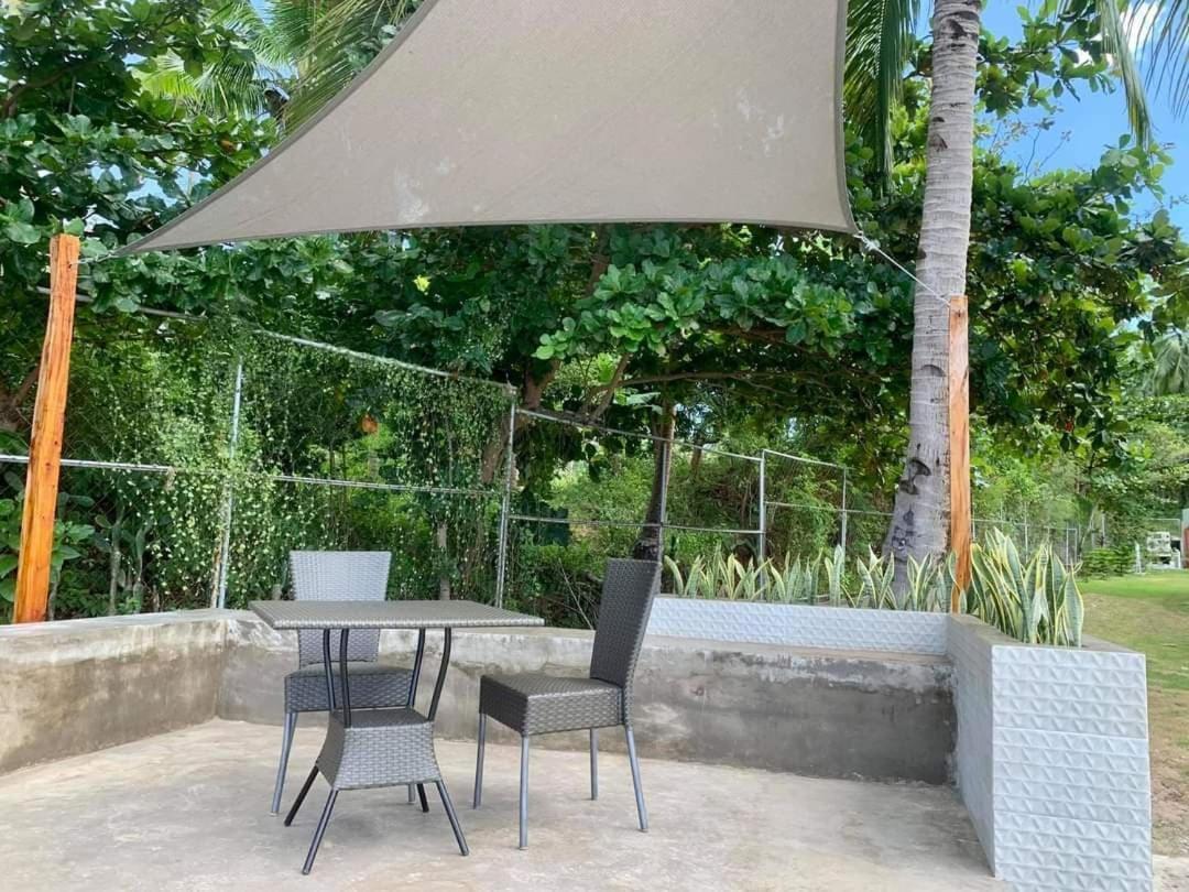 Cebu R Resort Tabuelan Bagian luar foto